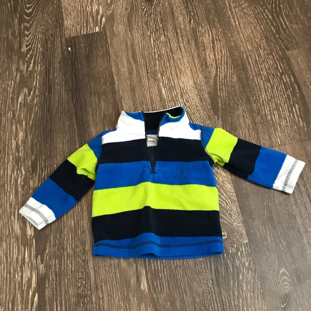 Quarter zip fleecy top